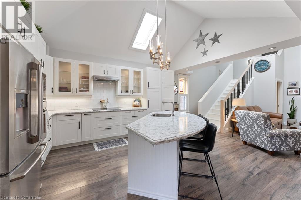 7 HOMEWOOD Avenue