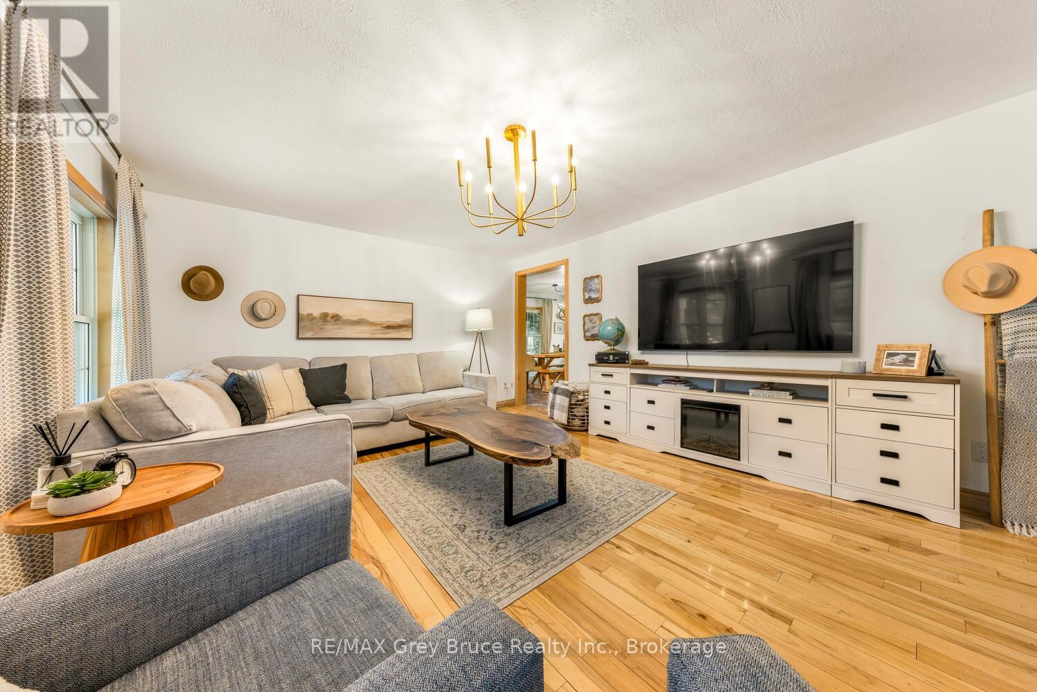 32 SANDY PINES TRAIL