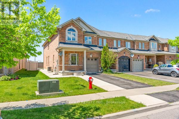 100 TOMABROOK CRESCENT