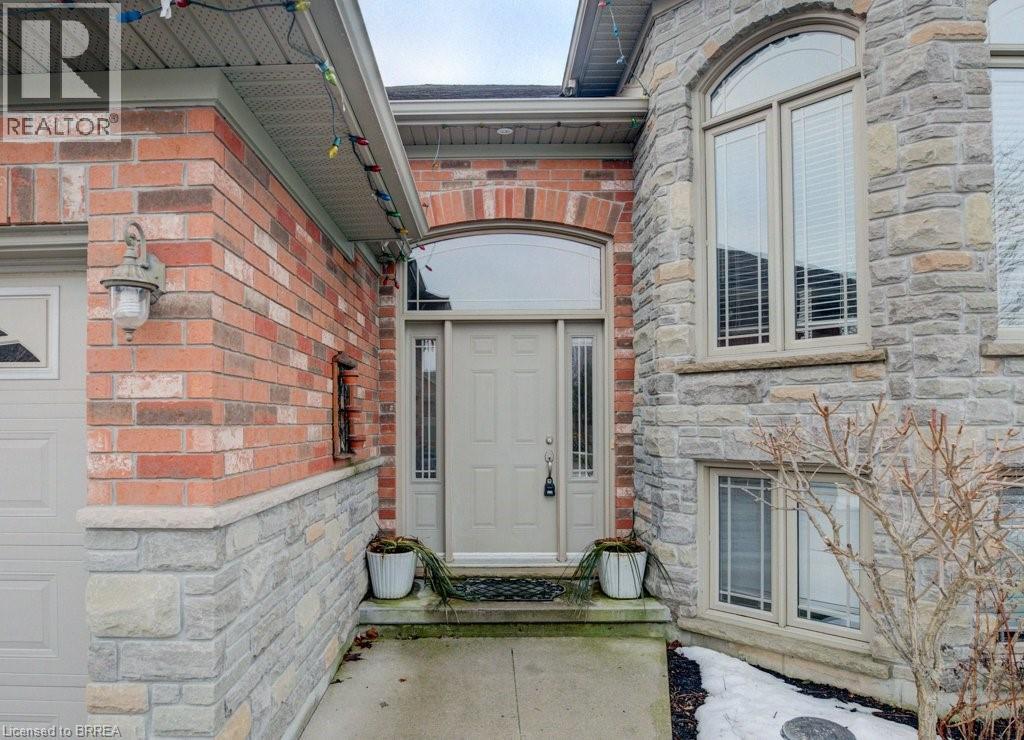 48 WILLOWDALE Crescent