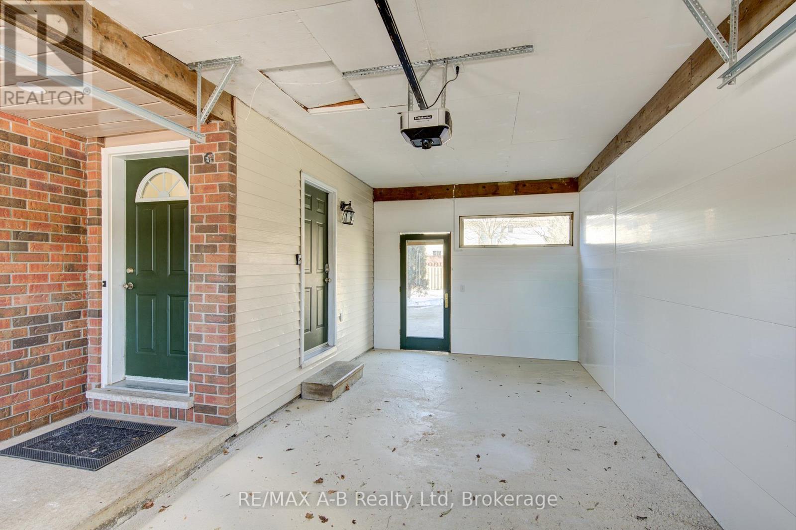 29 DUNSFORD CRESCENT