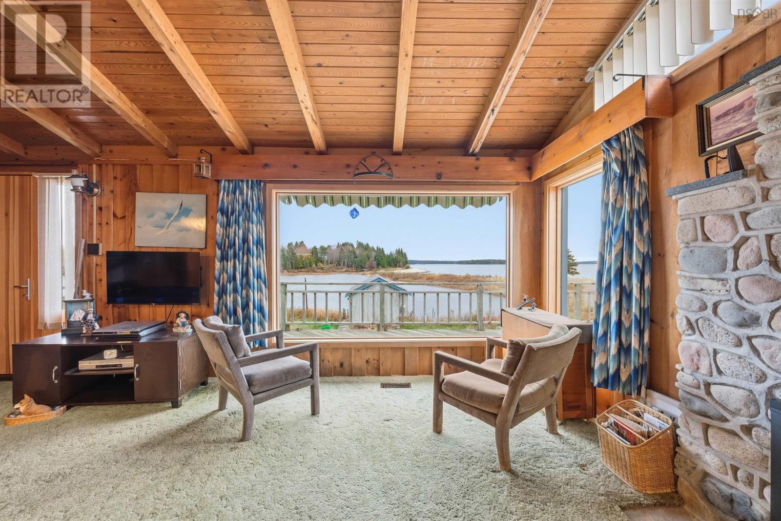 8278 St Margarets Bay Road