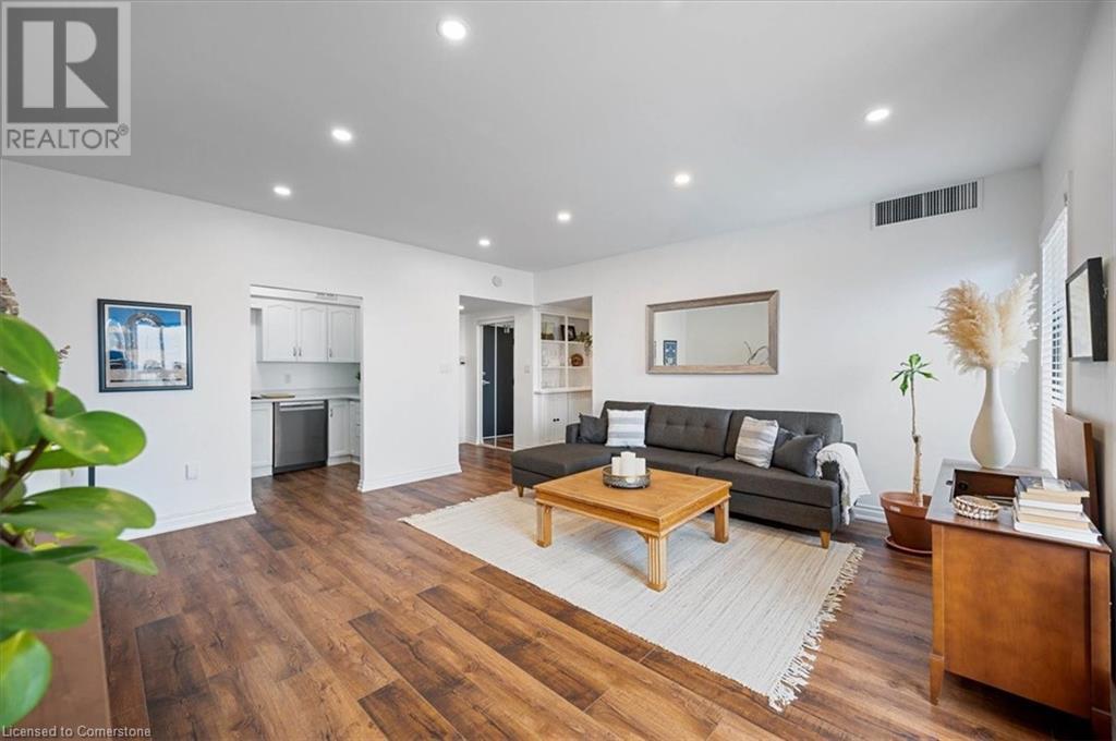260 SHELDON Avenue N Unit# 809