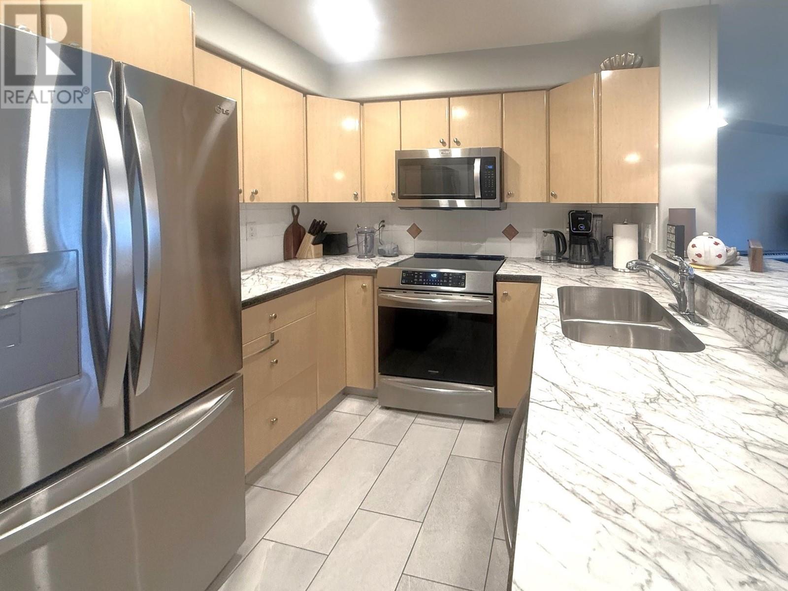 970 LORNE Street Unit# 305