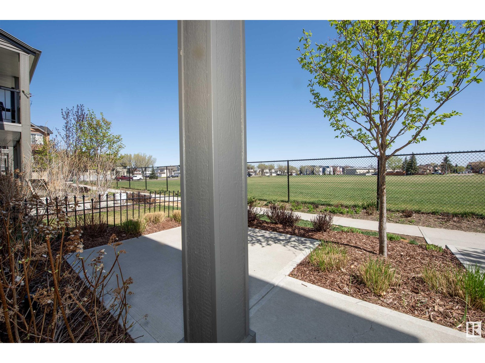 #6 3025 151 AV NW