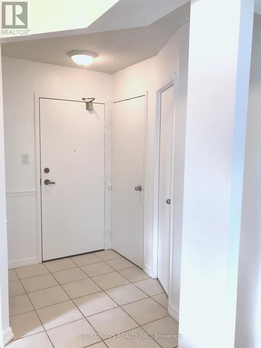 511 - 633 BAY STREET