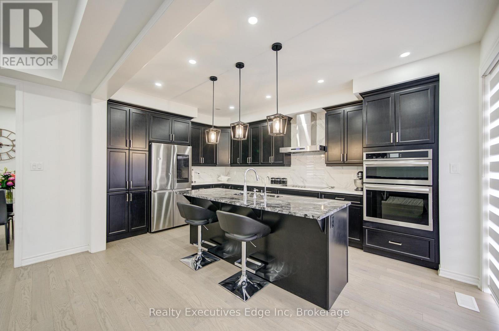 229 FORESTWALK STREET