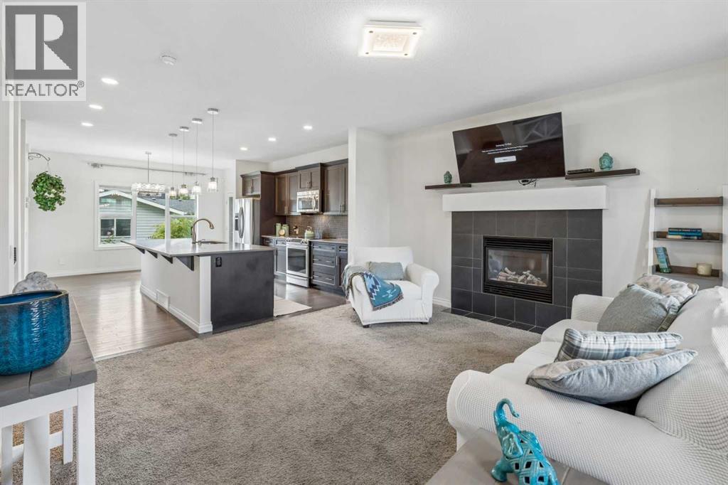 11 Legacy Crescent SE