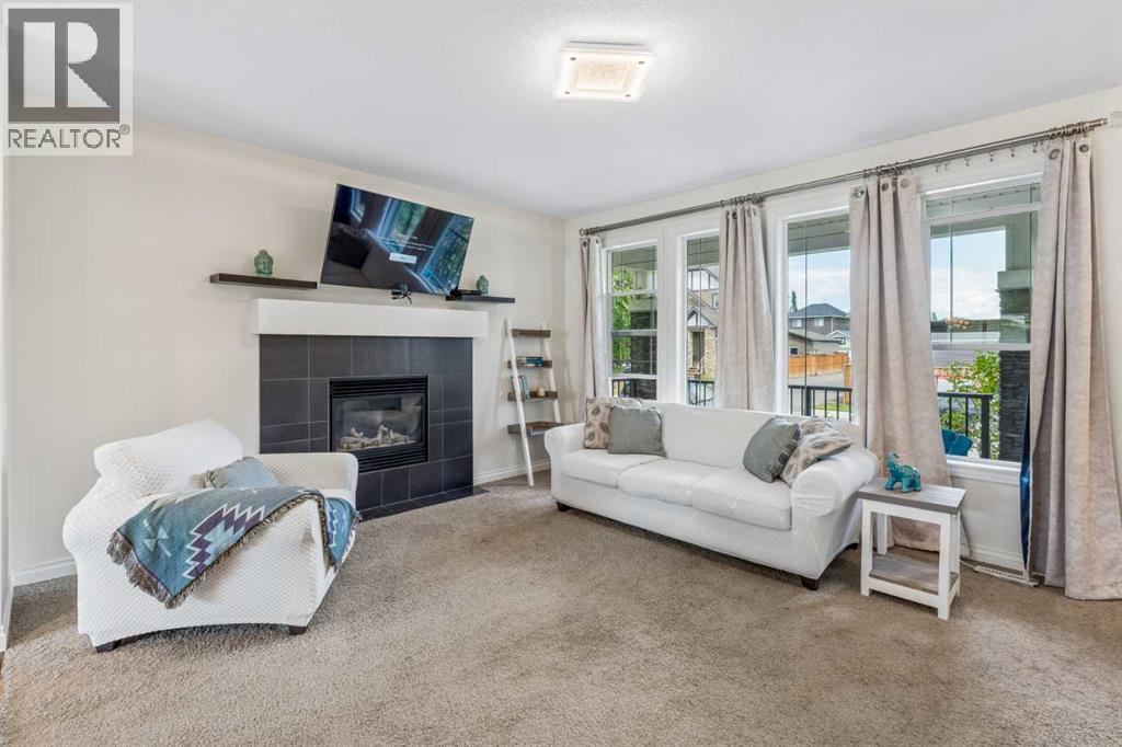 11 Legacy Crescent SE