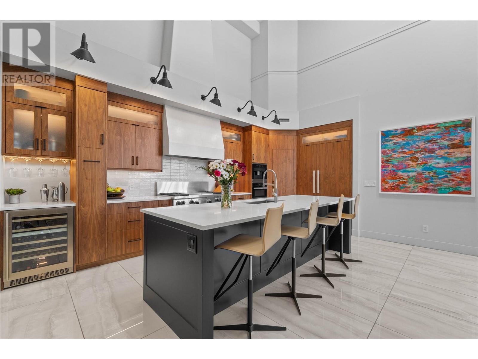 250 MARINA Way Unit# 701