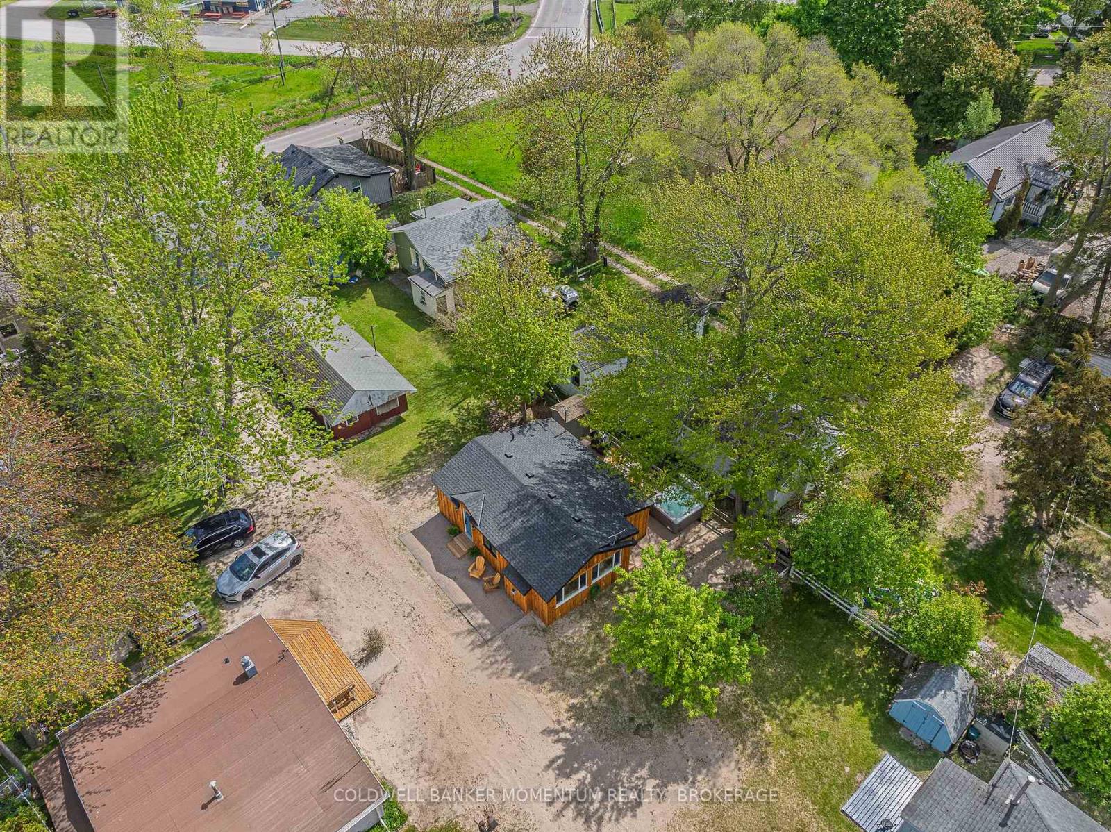 12221 LAKESHORE ROAD