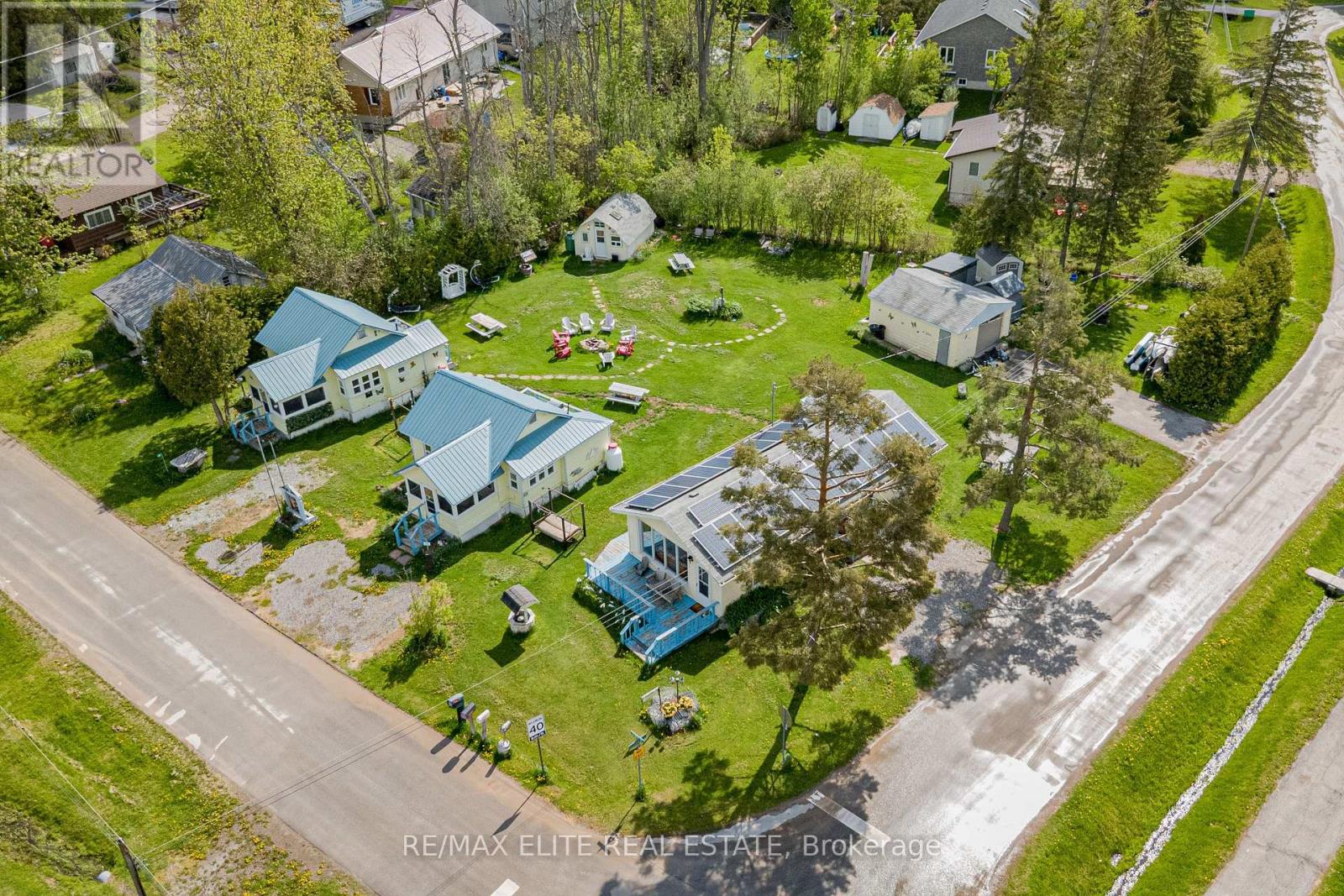 Photo 1 of 50 — 10 ALEXANDER AVENUE, Kawartha Lakes (Fenelon), ON K0M1L0