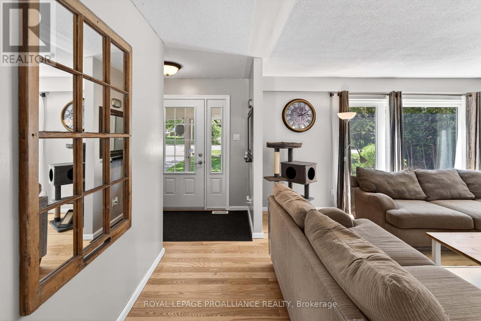 393 STEWART BOULEVARD