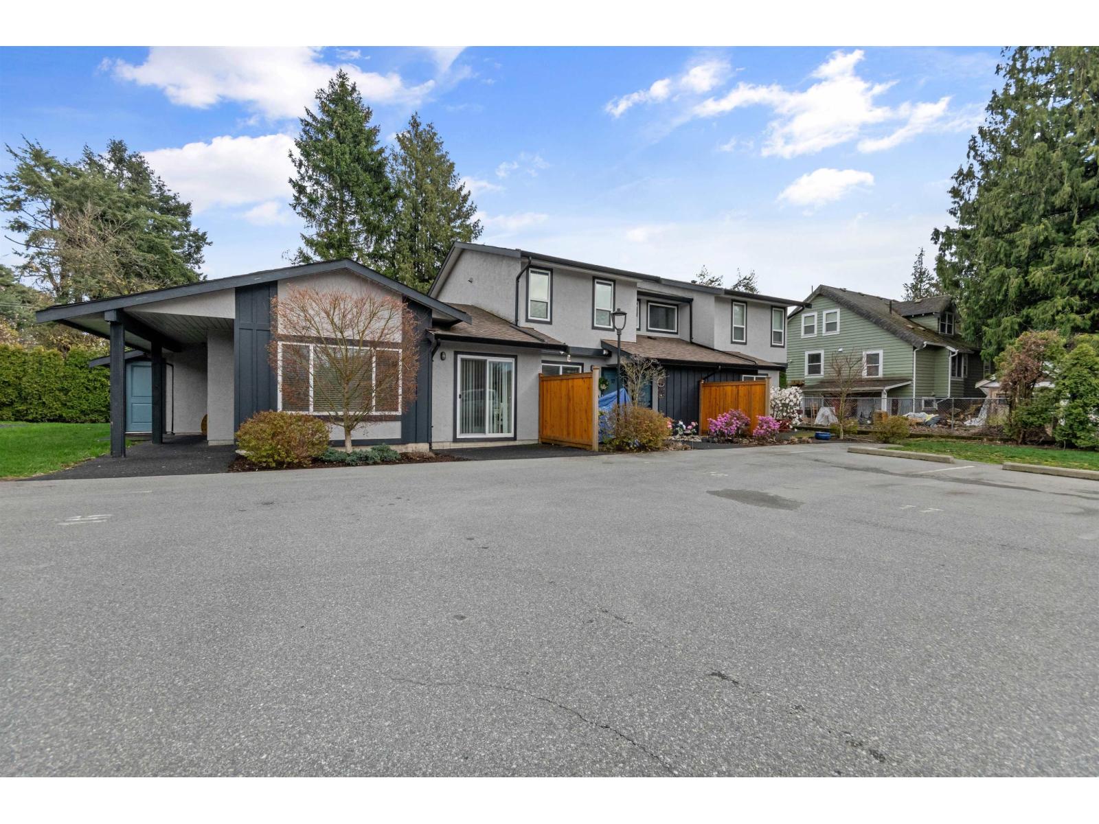 10 45927 LEWIS AVENUE|Chilliwack Proper West