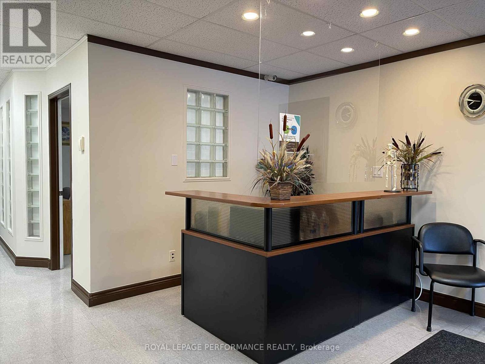 121 - 17357 CORNWALL CENTRE ROAD