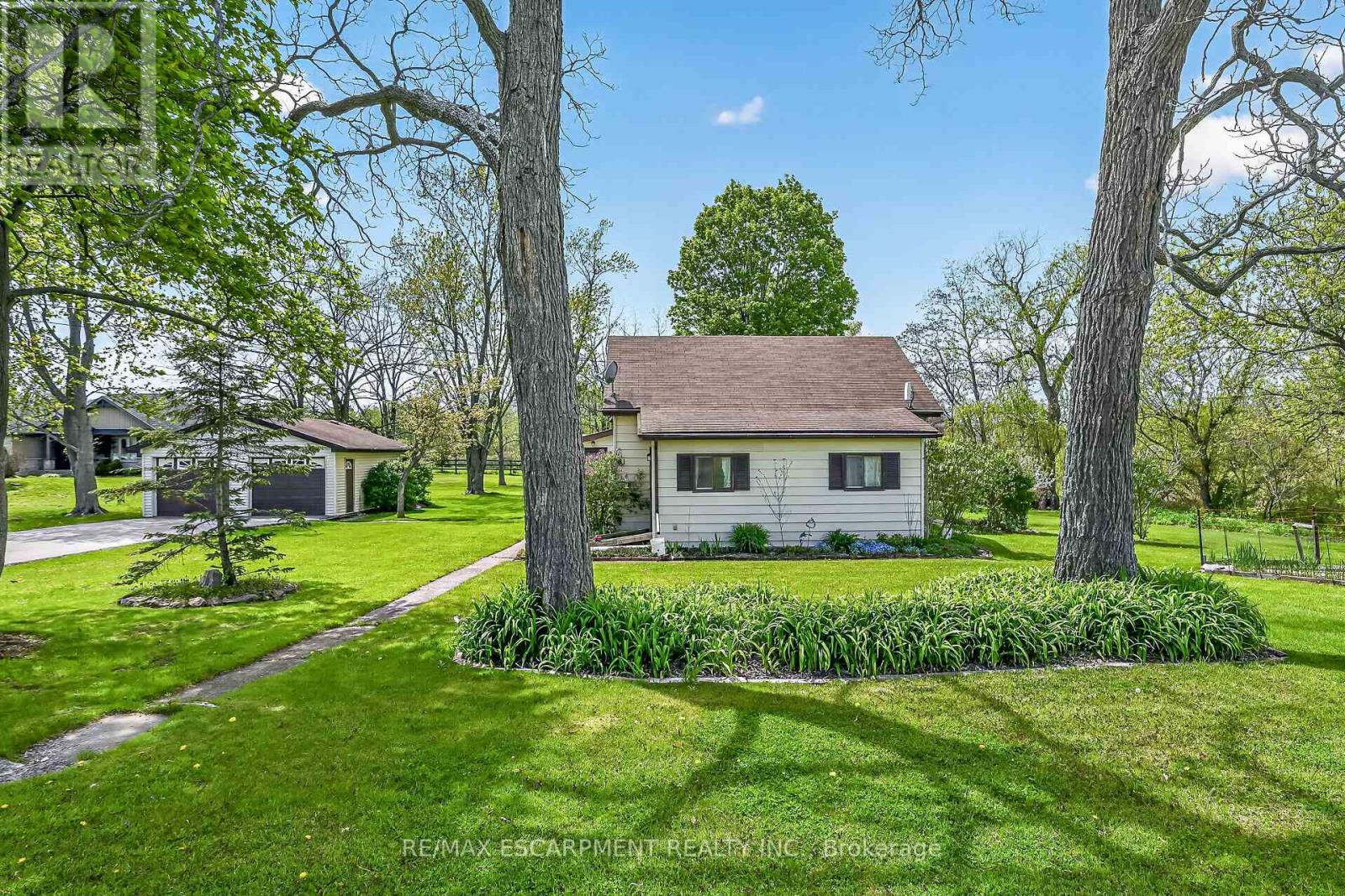 81 FISHCARRIER STREET N