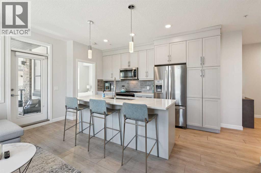 2201, 80 Greenbriar Place NW
