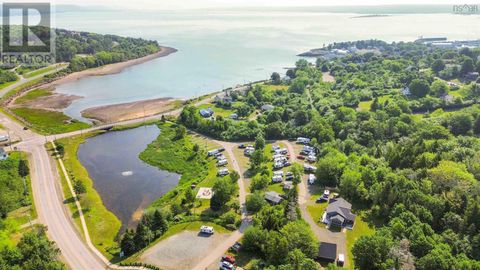 232/236 Victoria Street Digby NS B0V1A0