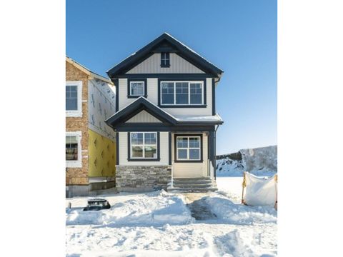 335 EDGEMONT DR NW Edmonton AB T6M3G7