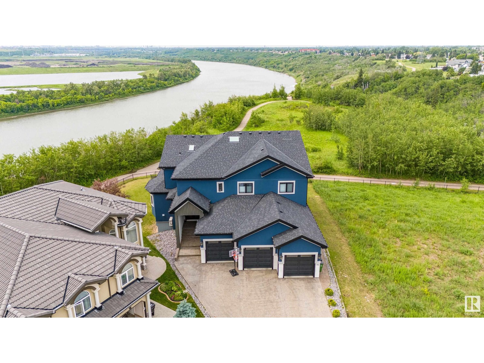 710 FRASER VISTA VS NW
