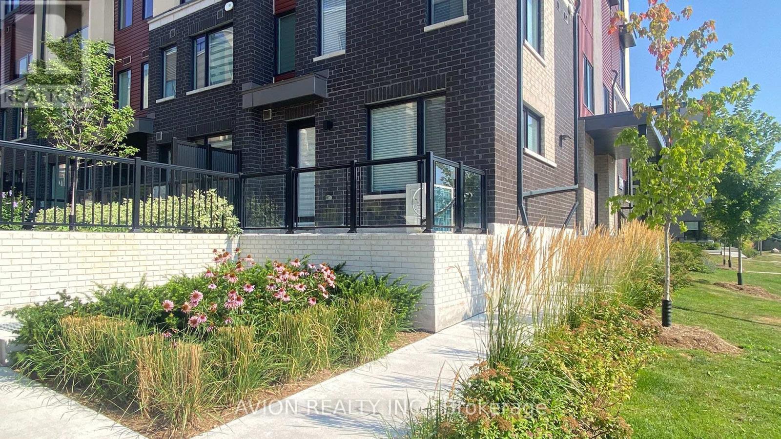# 2 - 3546 COLONIAL DRIVE