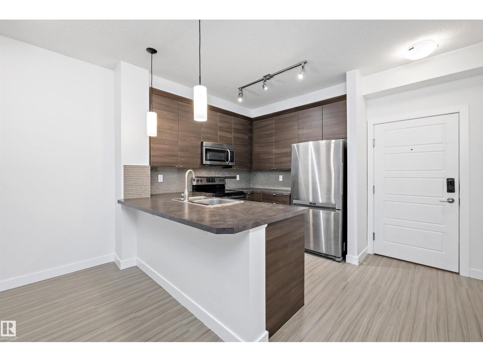 #108 2590 ANDERSON WY SW