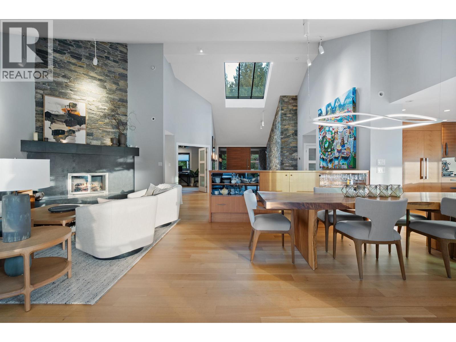 5361 BROOKSIDE AVENUE