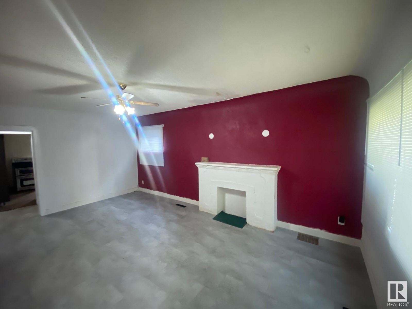 11523 91 ST NW