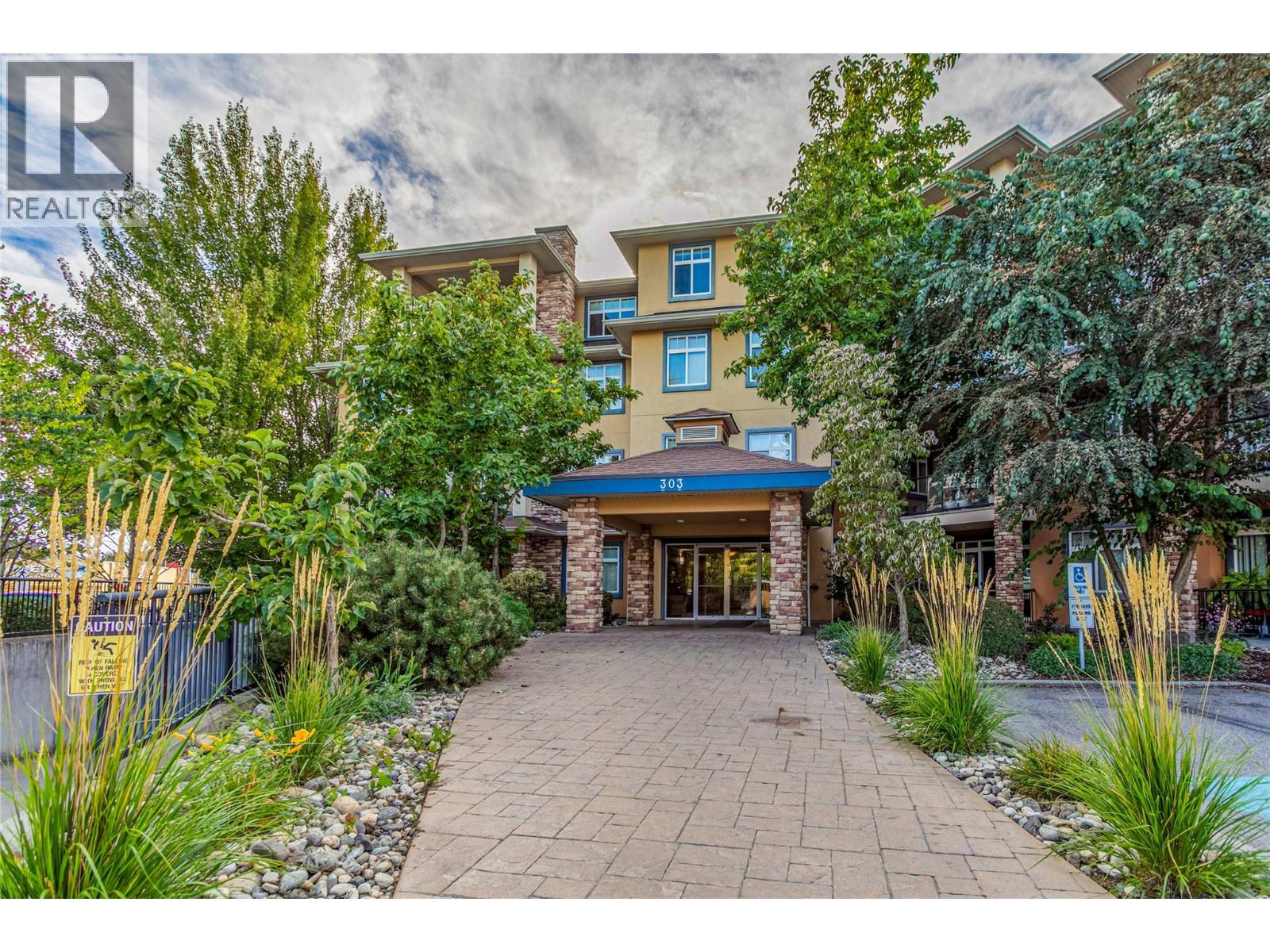 303 Whitman Road Unit# 202