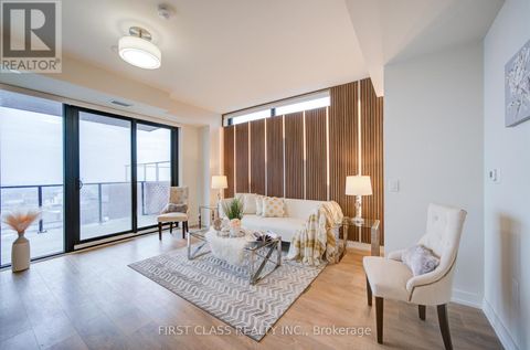 1604 - 181 STERLING ROAD Toronto (Dufferin Grove) ON M6R2B2