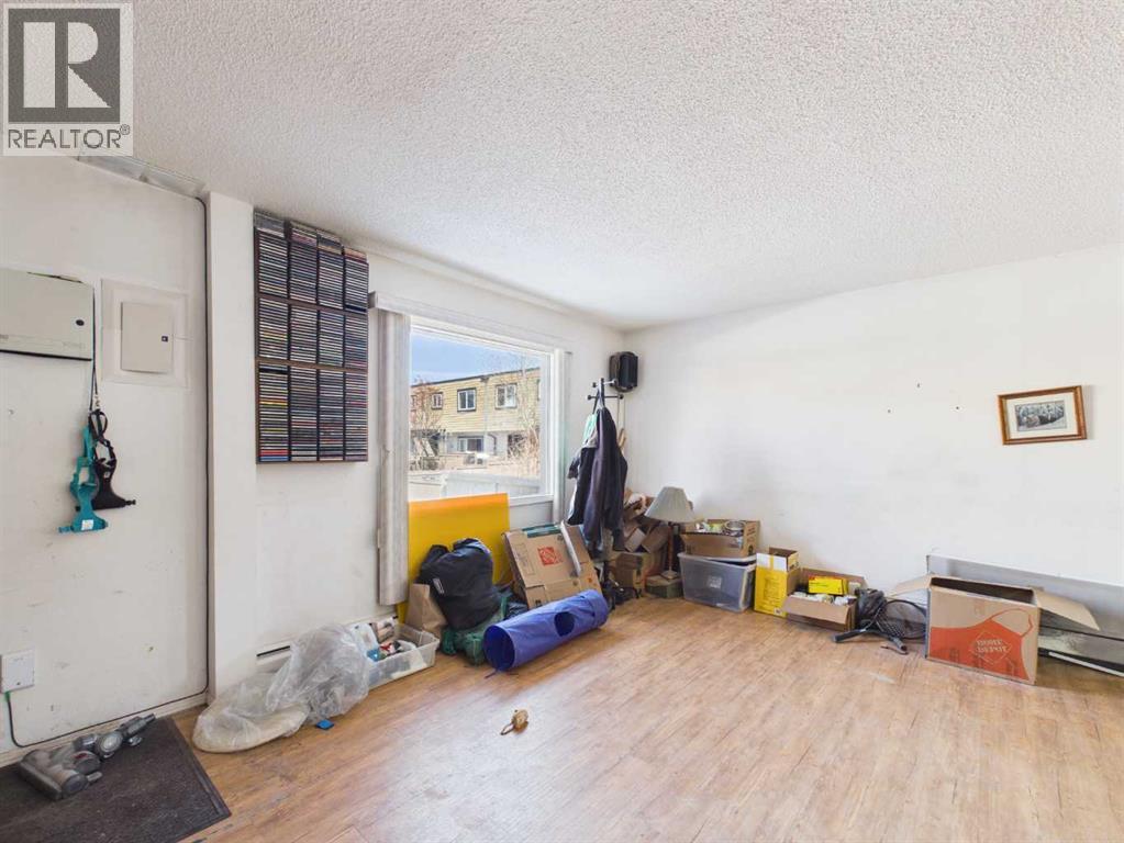 68, 3809 45 Street SW