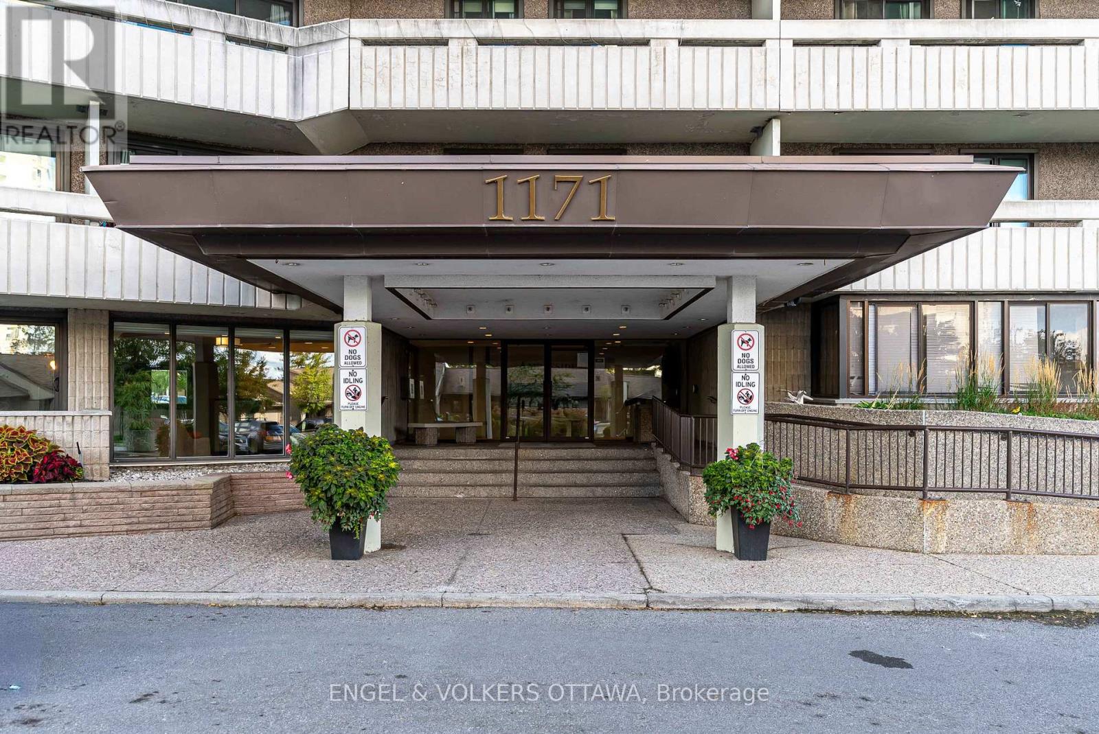 606 - 1171 AMBLESIDE DRIVE