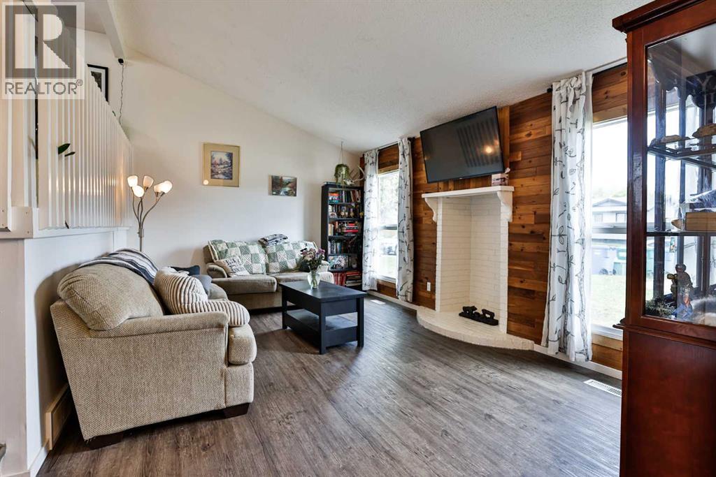 65 Princeton Crescent W