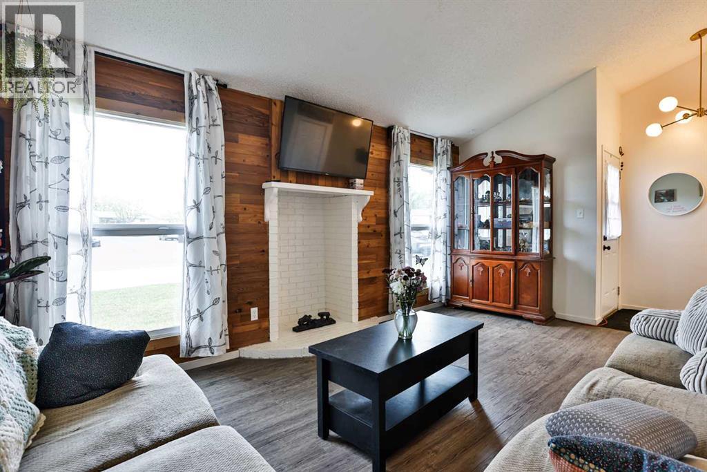 65 Princeton Crescent W