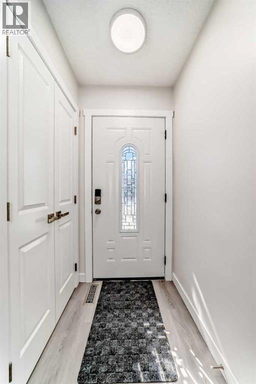 236 Pinemill Mews NE