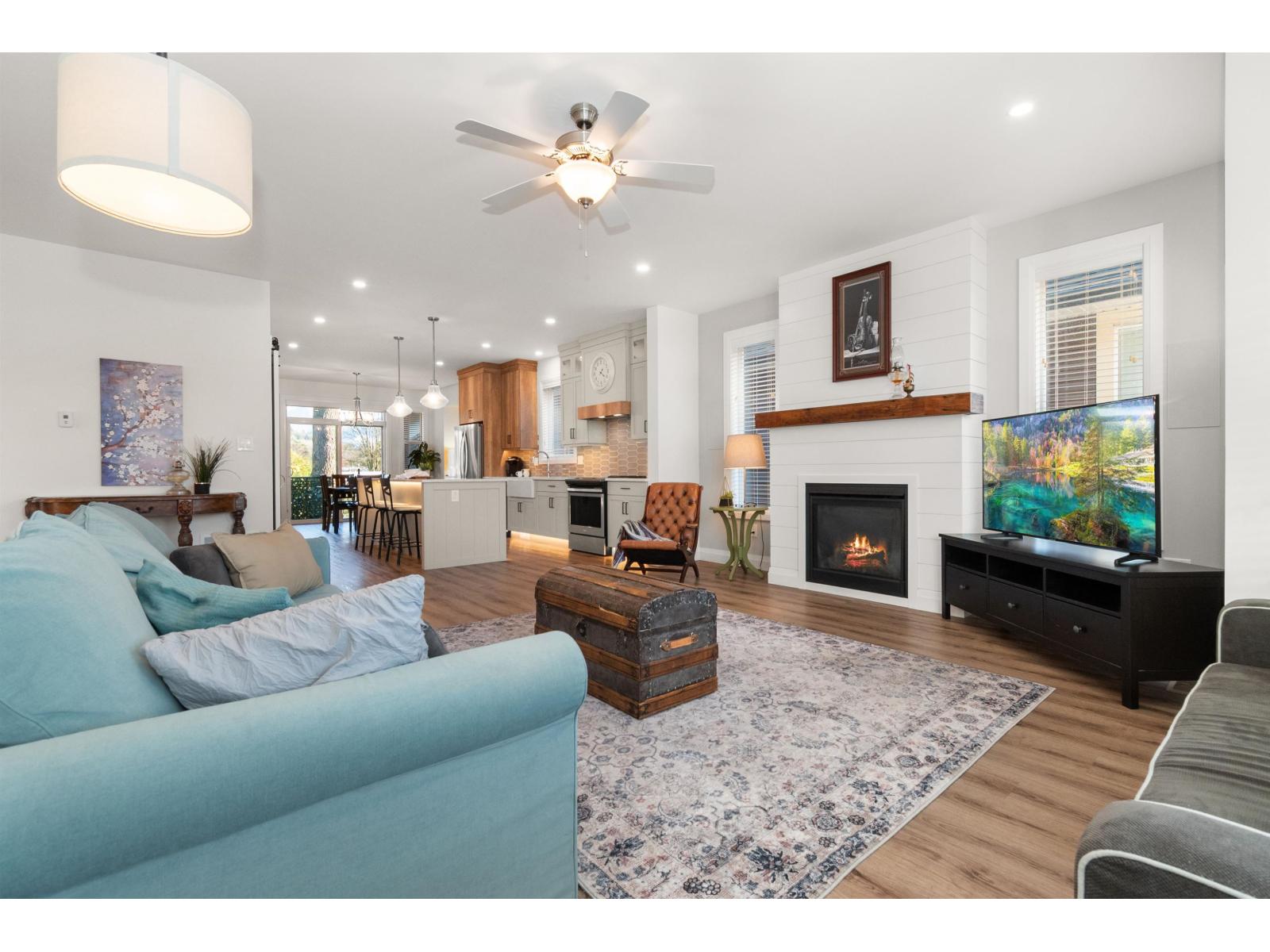 6 10100 WILLIAMS ROAD|Fairfield Island