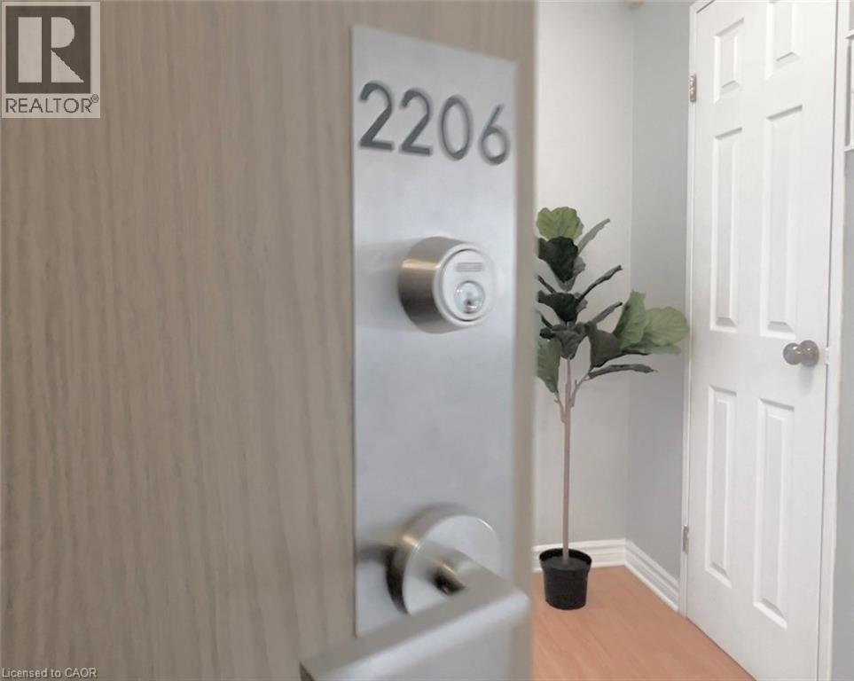 150 CHARLTON Avenue E Unit# 2206