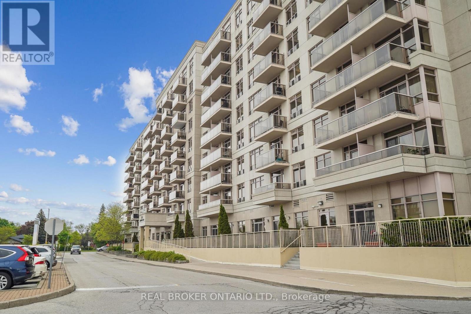 926 - 3650 KINGSTON ROAD