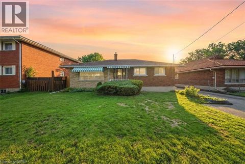 51 GRAHAM Avenue Brantford ON N3T1C6