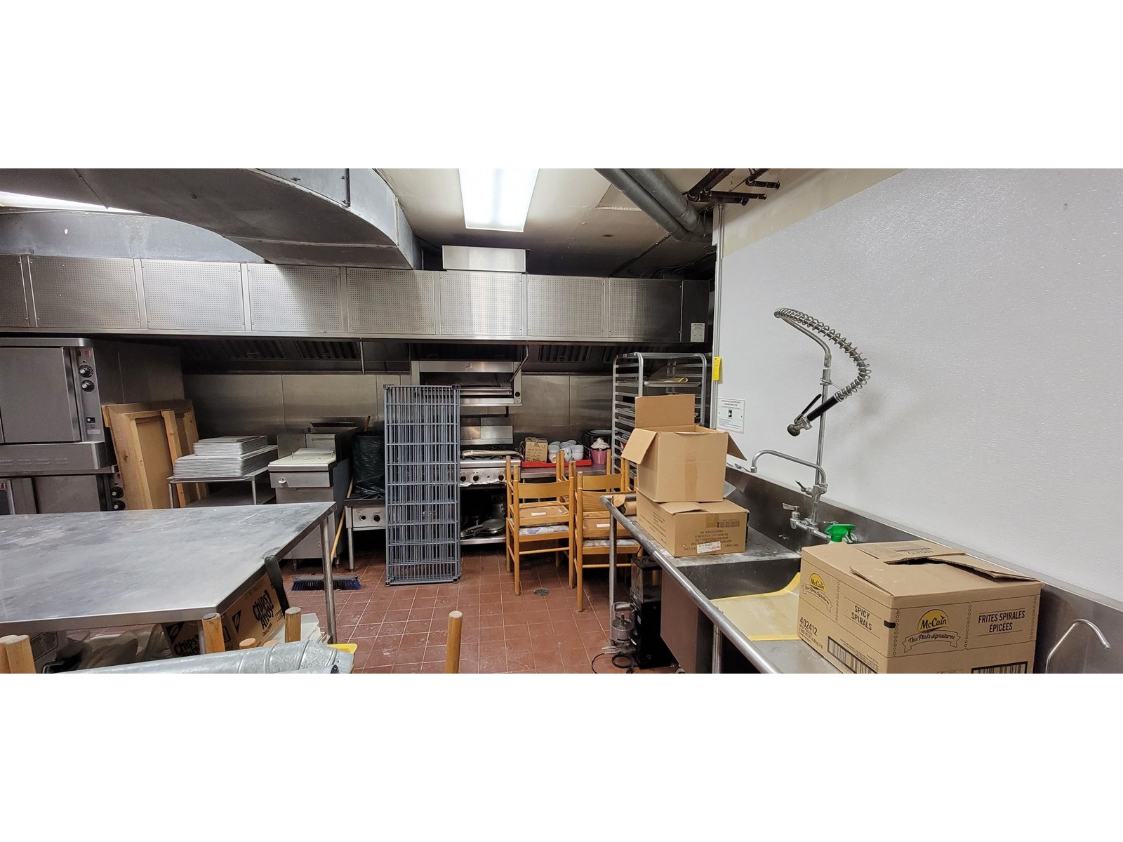 101 27262 FRASER HIGHWAY