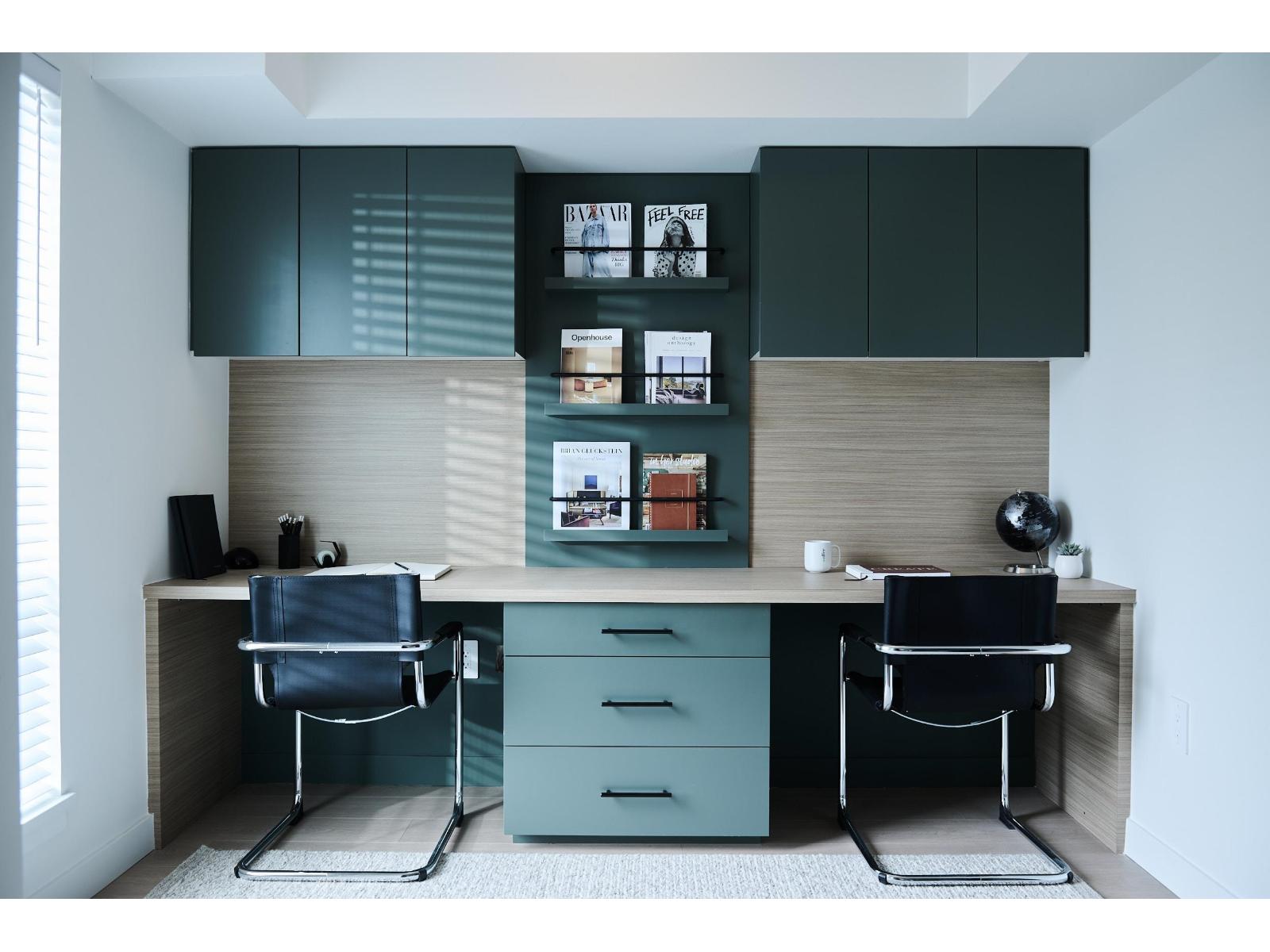 8 2886 MONTROSE AVENUE