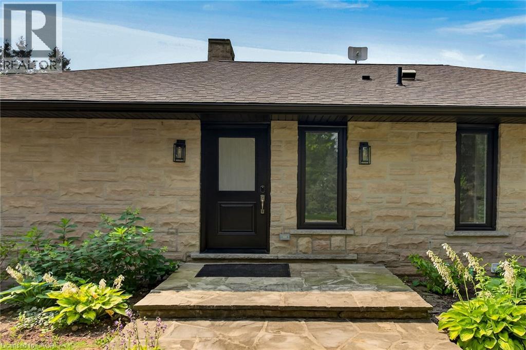 1376 MINERAL SPRINGS Road