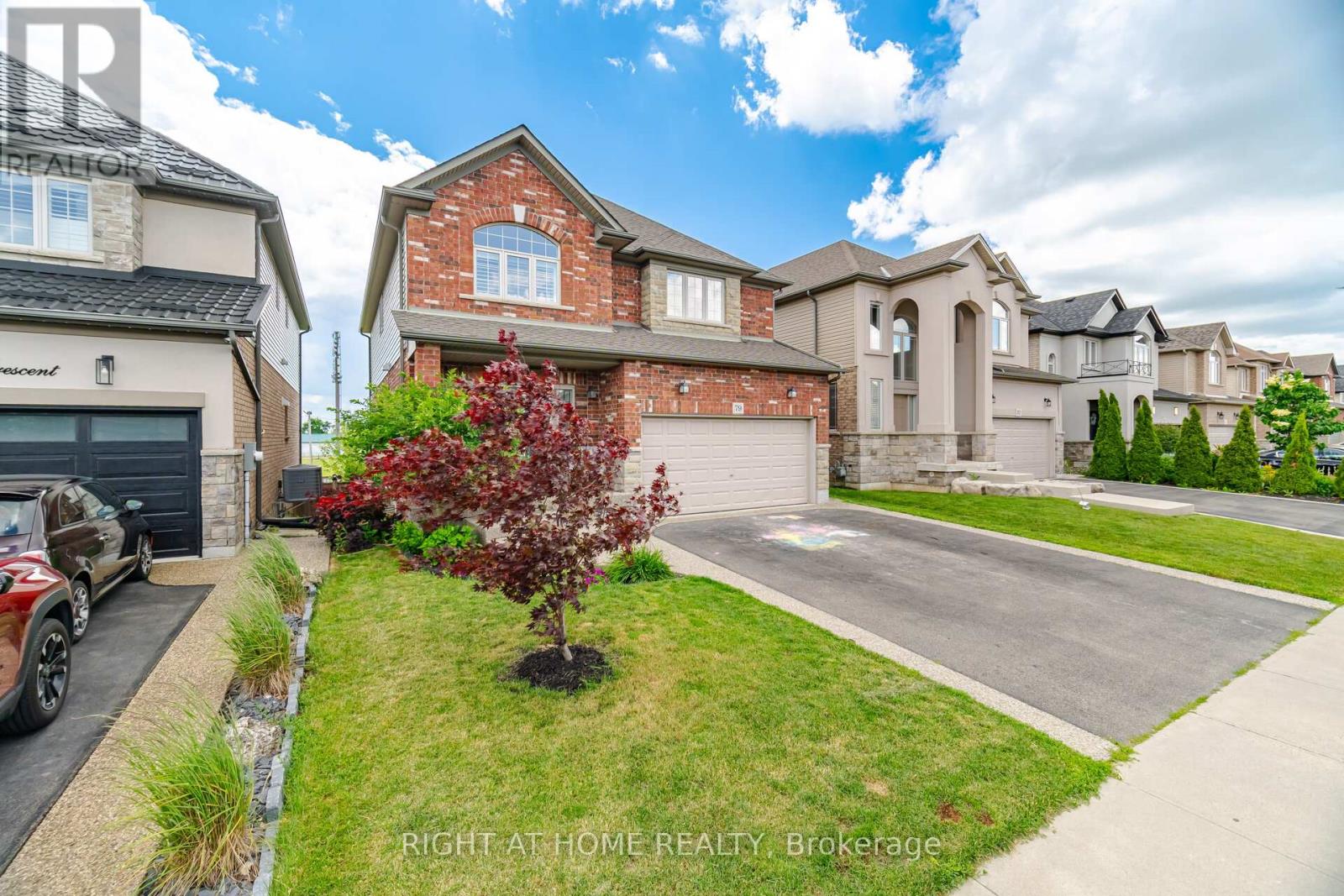 79 GARINGER CRESCENT