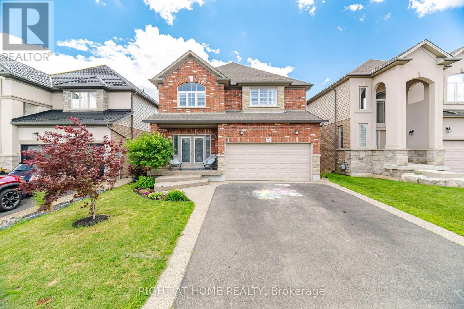 79 GARINGER CRESCENT