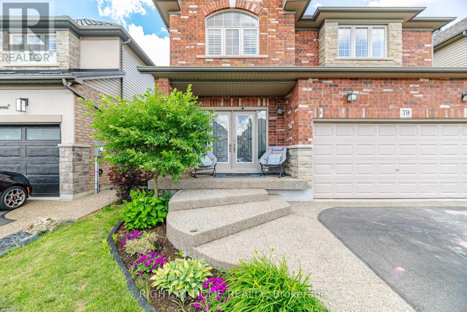 79 GARINGER CRESCENT