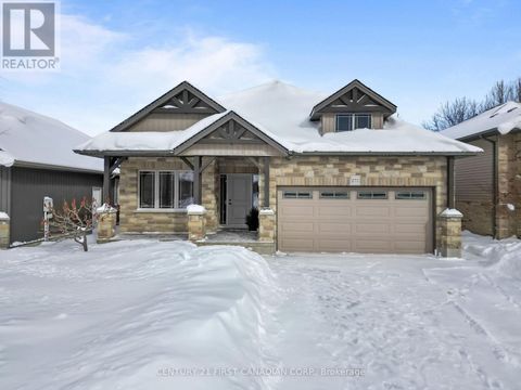 272 WALNUT STREET Lucan Biddulph (Lucan) ON N0M2J0