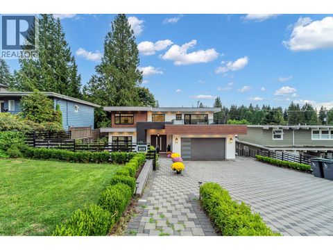 929 CANYON BOULEVARD North Vancouver BC V7R2J9