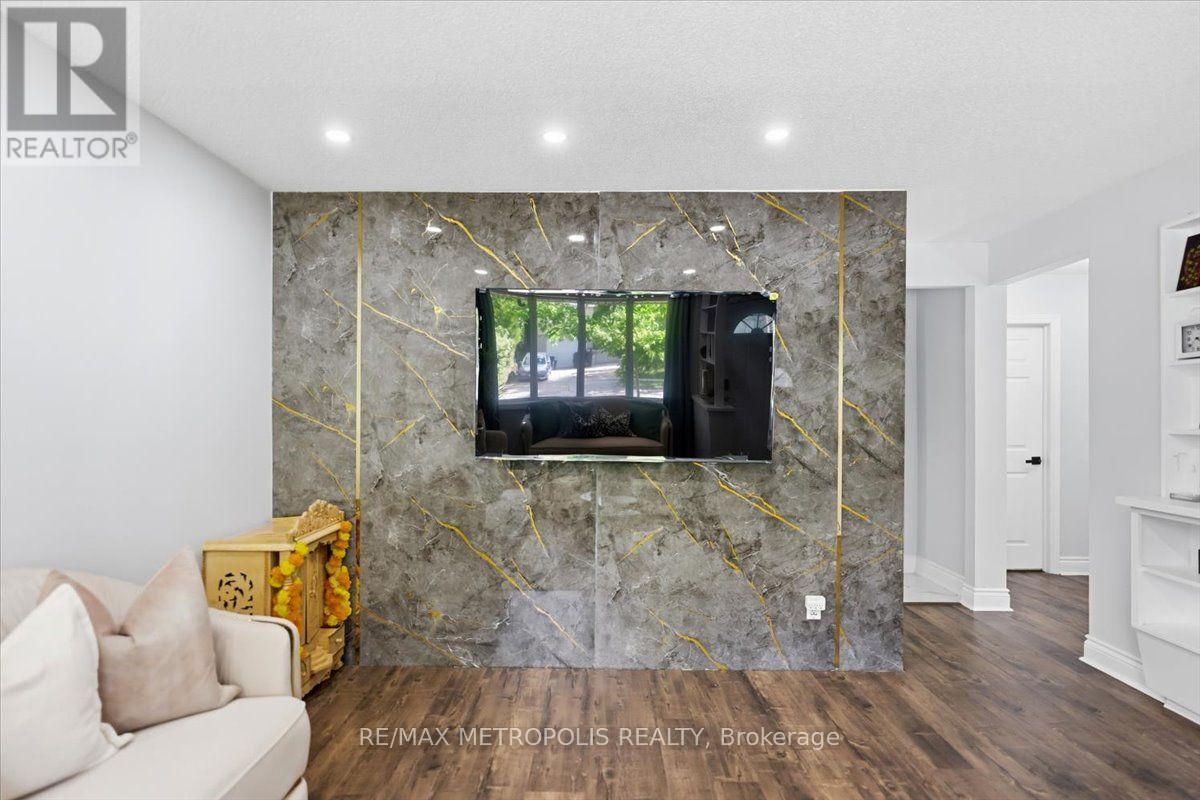615 DOGWOOD LANE