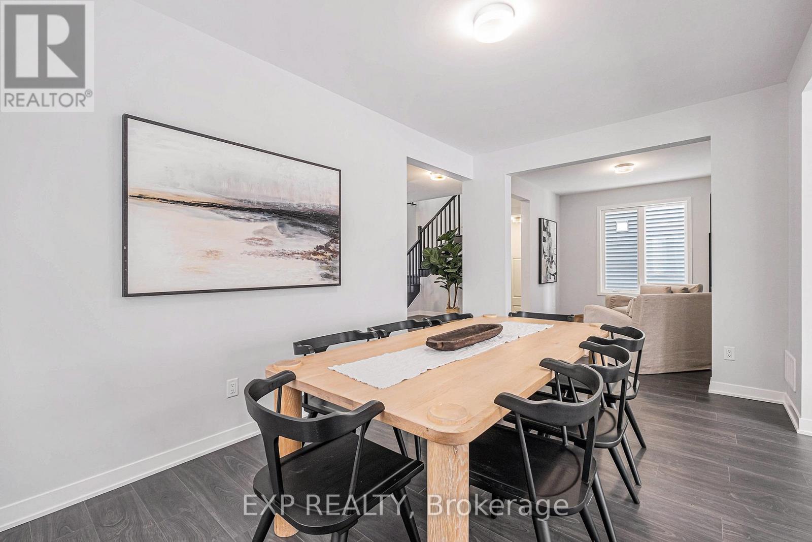 1027 DE PENCIER DRIVE