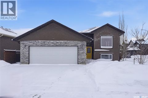 Property photo of 255 werschner crescent, saskatoon, SK s7v0e1